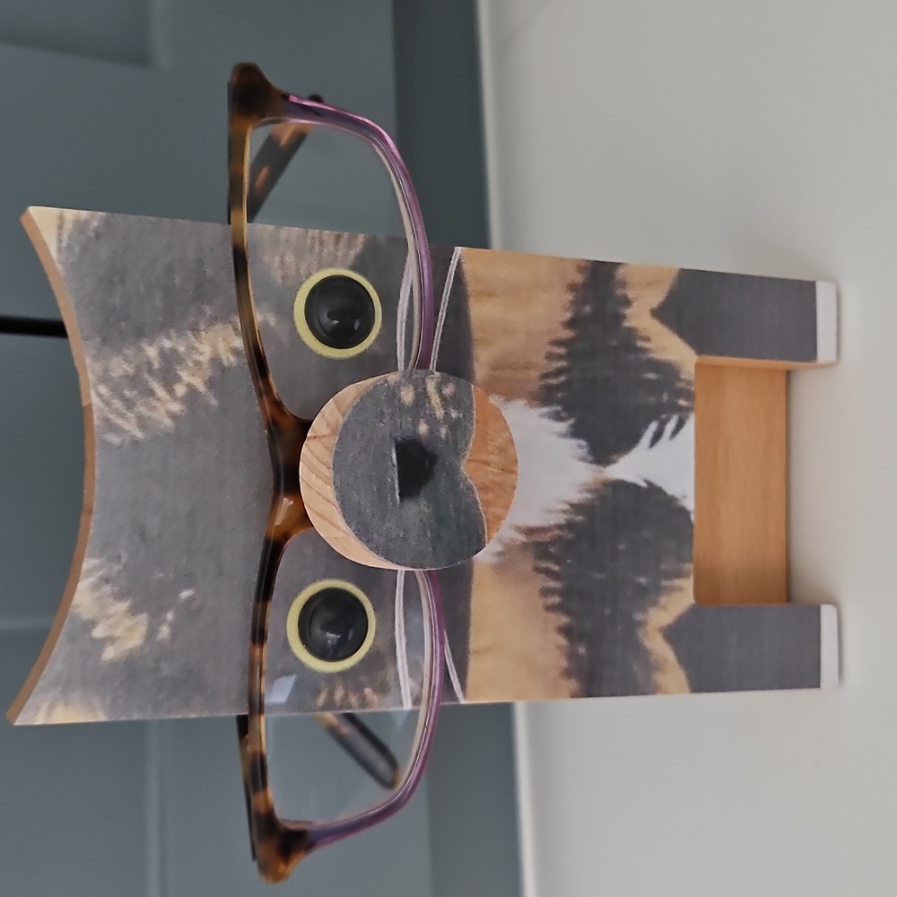 Wooden Cat Eyeglass Stand